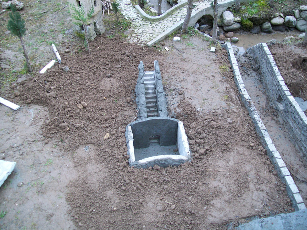 Figure 1. The crypt during its construction