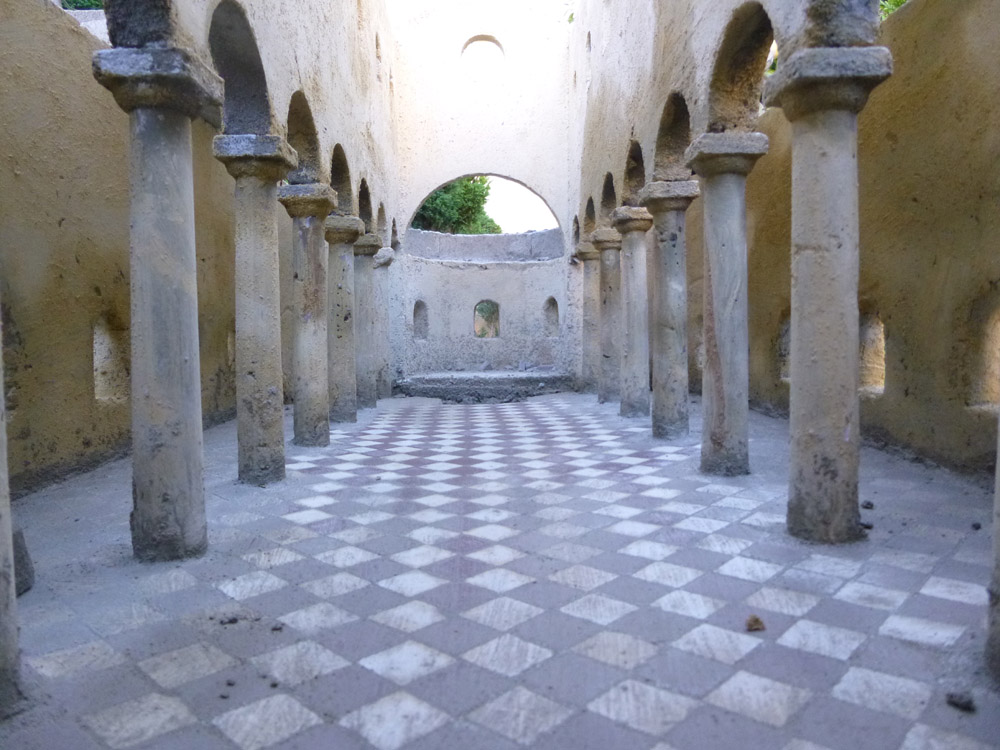 Figure 6. The floor of the basilica before and after the destruction